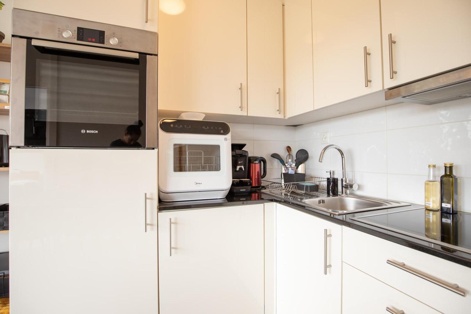 Special Modern Lisa Apartment Basel, Bahnhof Grossbasel 10-Star Dış mekan fotoğraf